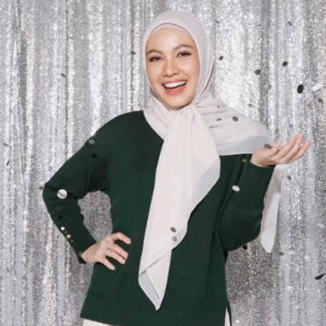 Hijab Segi Empat Simple